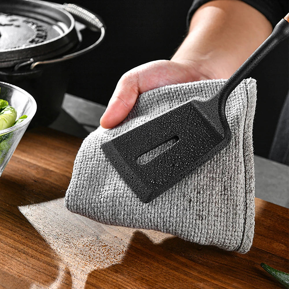 7 teiliges Silikon Kochwerkzeugset mit Holzgriff Schwarz für die Küche-Yabubest - Home & More