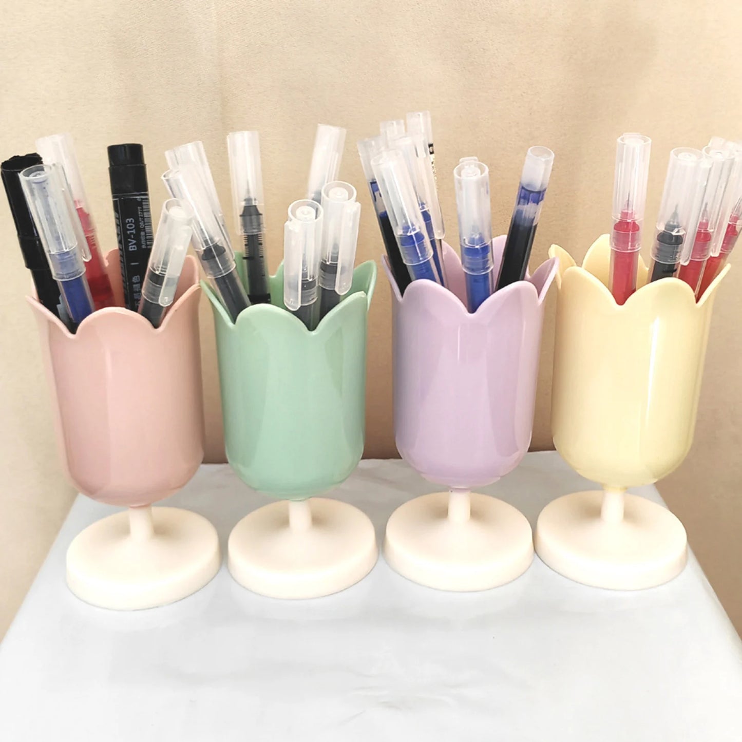 Tulpenförmiger Stifthalter Make-up Pinselhalter kreativer Schreibtisch Organizer