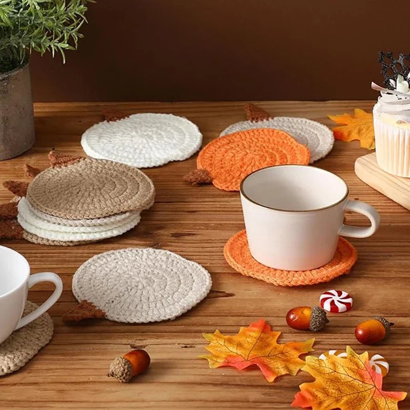 4-teiliges handgewebtes Kürbis-Untersetzer-Set für Herbstdekoration