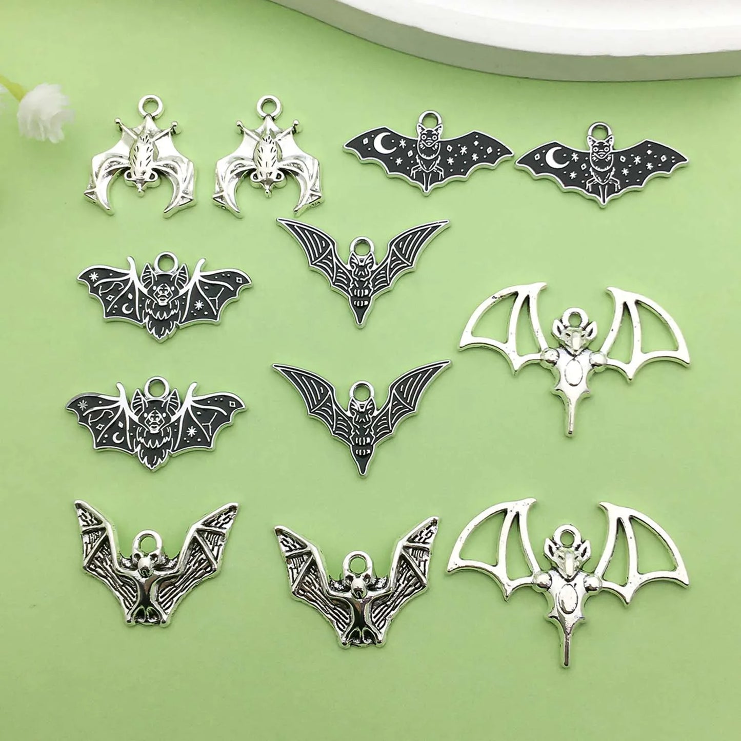 10 12er Set Gothic Fledermaus Charms aus Metall für DIY Schmuck