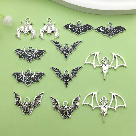 10 12er Set Gothic Fledermaus Charms aus Metall für DIY Schmuck