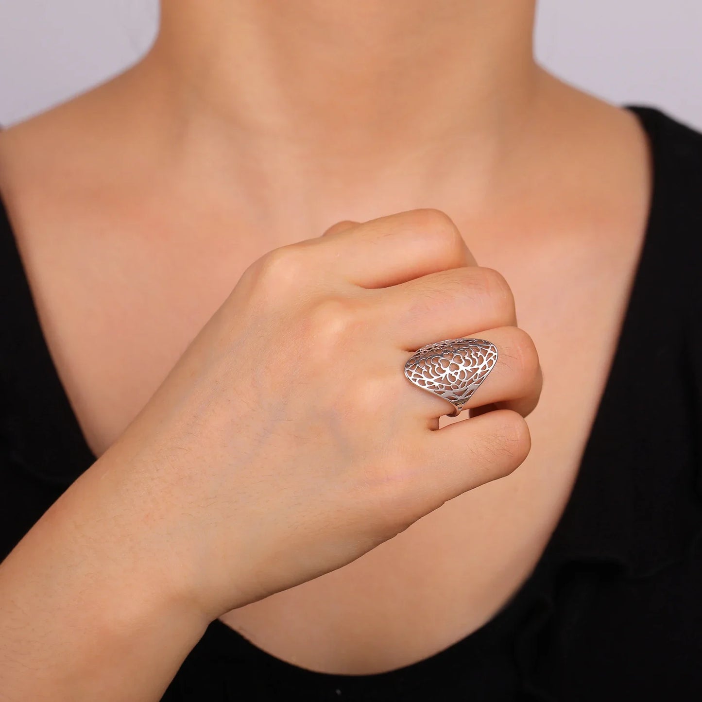 Filigraner Edelstahlring mit 18 Karat Vergoldung für Damen