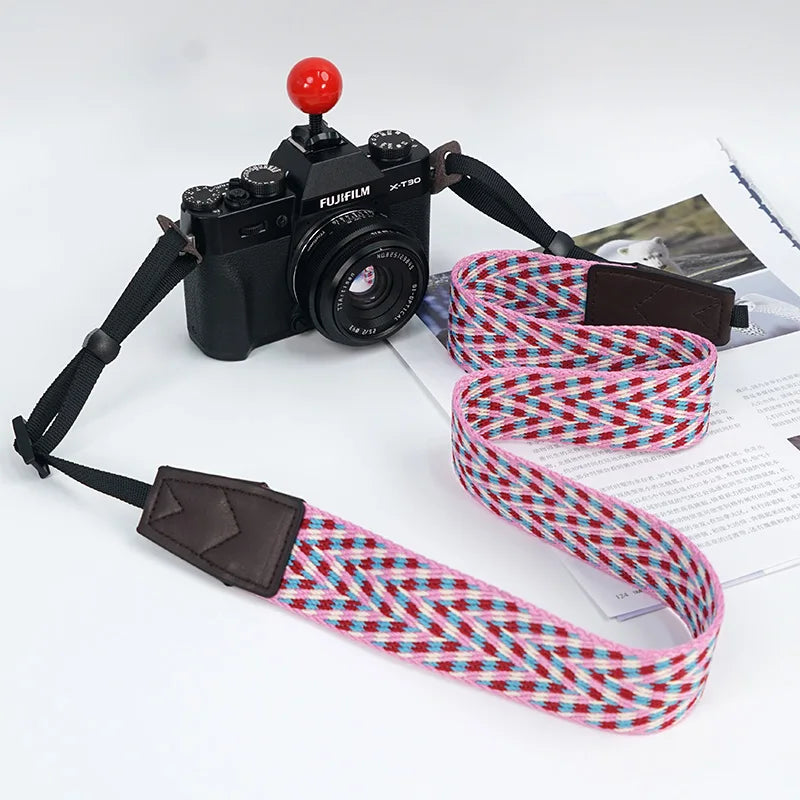 Verstellbarer ethnischer Kameragurt für komfortablen Schultertrag