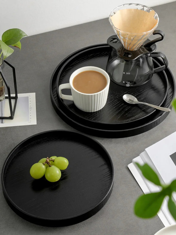 Japanisches schwarzes Holztablett für vielseitigen Gebrauch