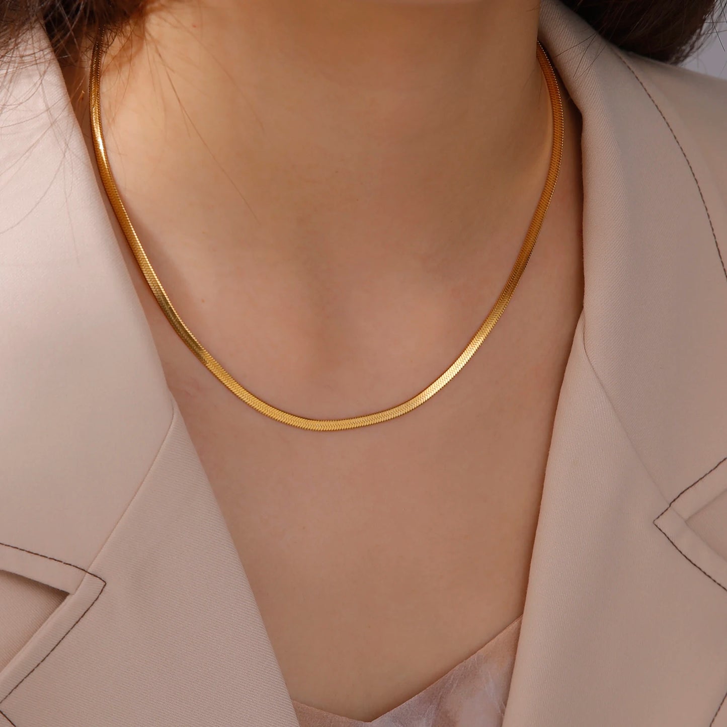 Elegante Edelstahl Schlangenkette für Damen und Herren in Goldfarbenem Design-Yabubest - Home & More