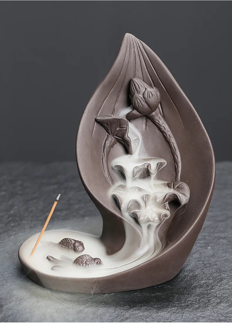 Kreatives lila Lotusblatt Räuchergefäß aus Keramik