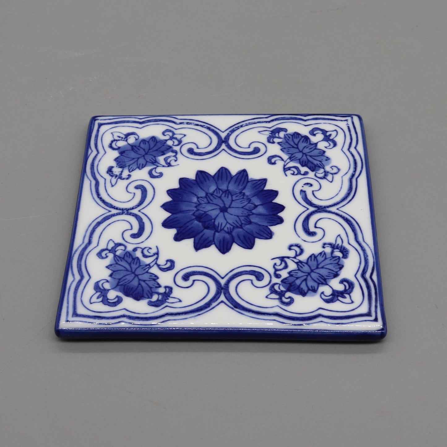 Dekorative quadratische Keramikuntersetzer 10x10 cm blau weiß