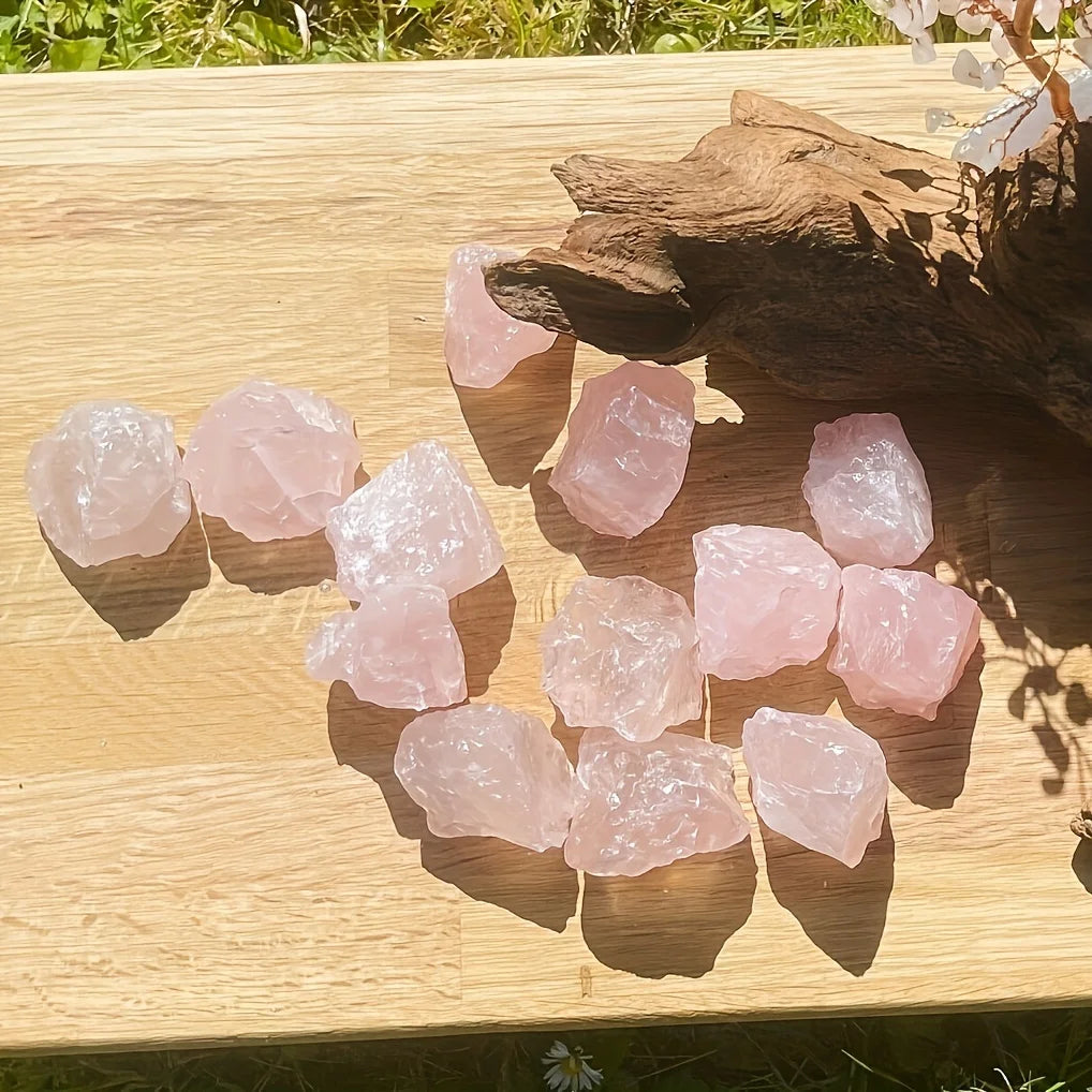 Natürlicher Rosenquarz Rohstein für Aromatherapie und Wohlbefinden