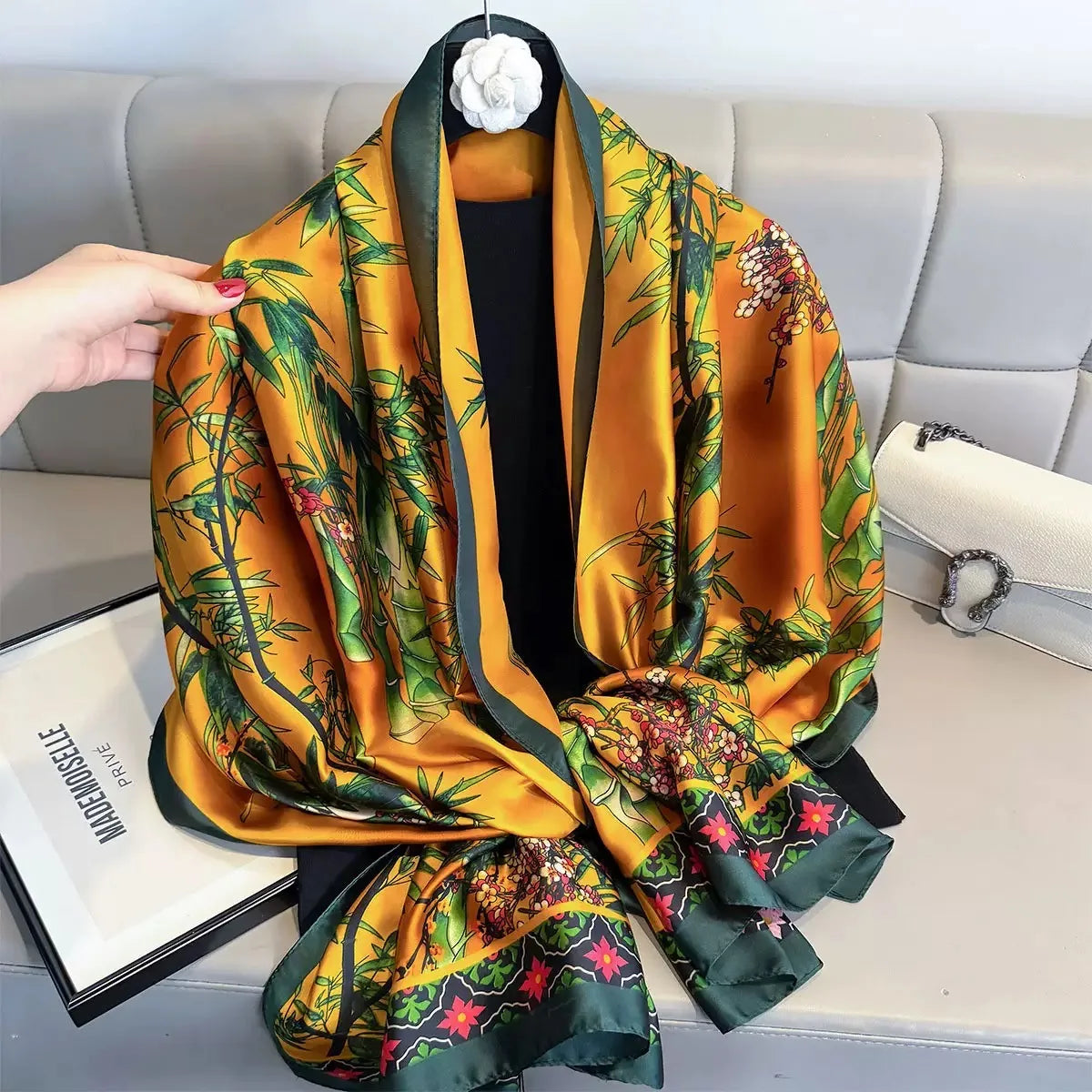 Vielseitiger Damen Schal 180x90cm für Strand und Alltag