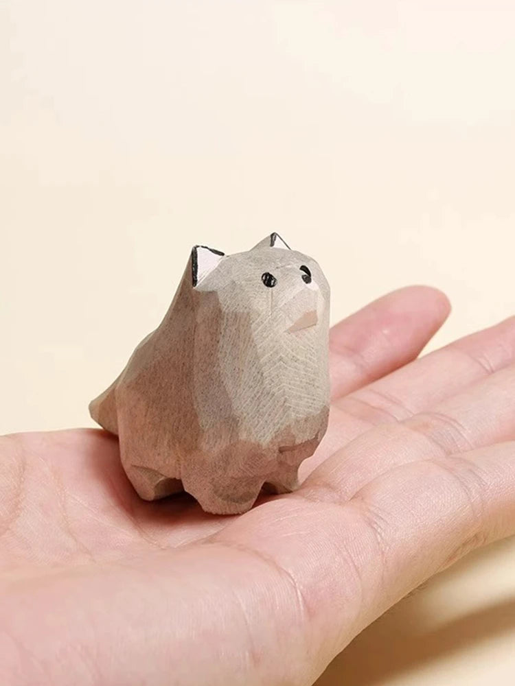 Handgeschnitzte Wolfskubus-Statue aus Holz für Ihre Heimdekoration