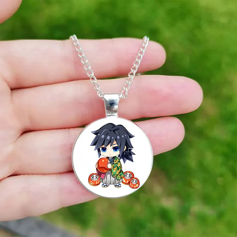 Anime Cosplay Halskette mit rundem Glas Anhänger für Fans und Sammler