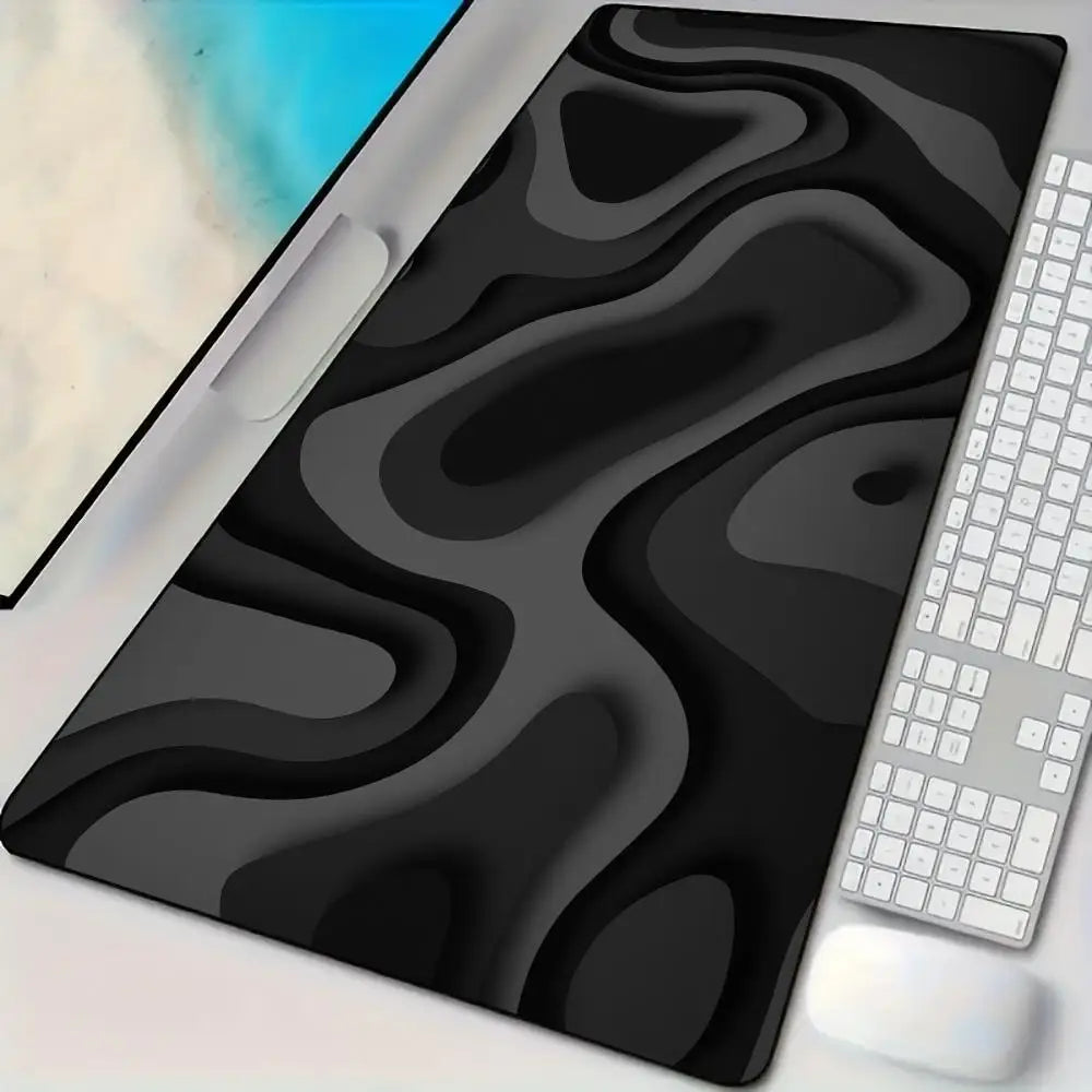 Abstraktes Mauspad mit genähtem Rand für präzise Steuerung