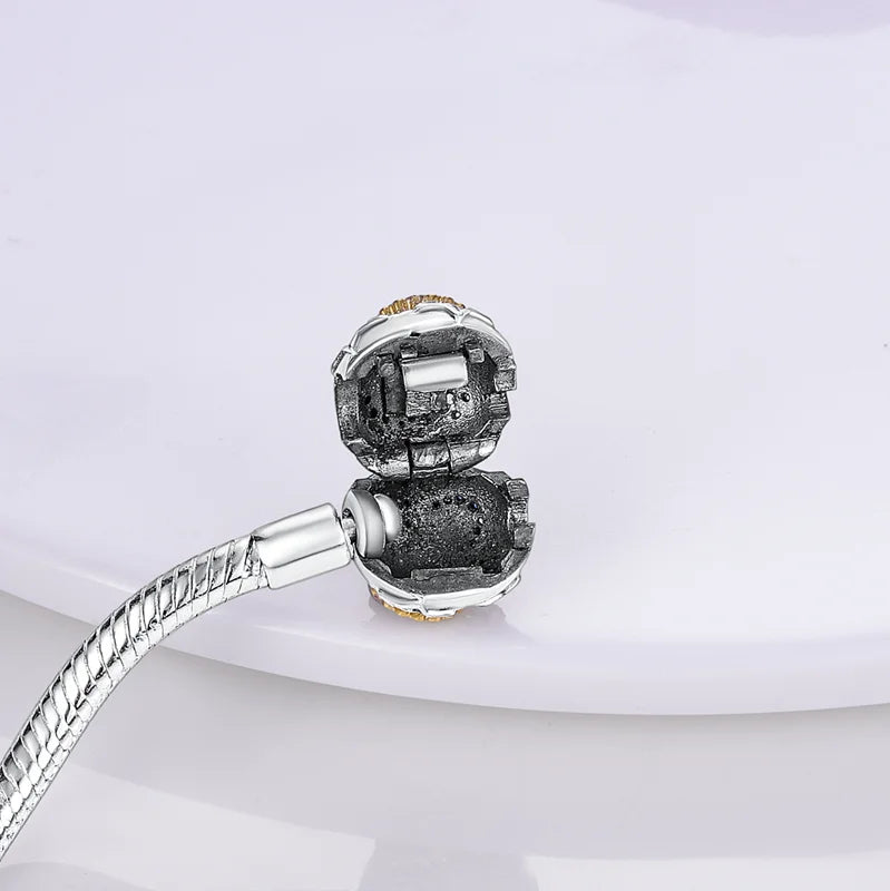 Armband Silber 925 mit Stern Mond Sonne und Grünem Zirkon Charm