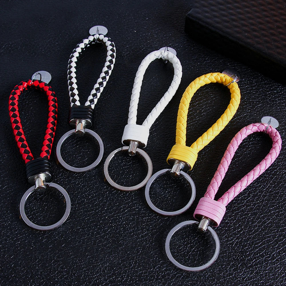 Mehrfarbiger Pu-Leder Schlüsselanhänger mit gewebtem Seil für Männer Frauen