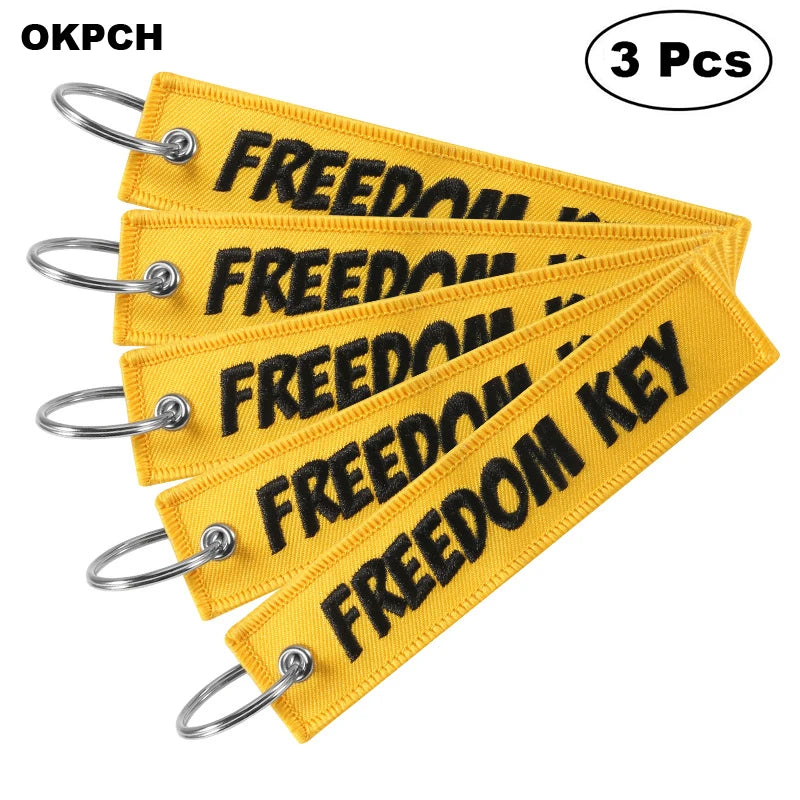 3-teiliges Schlüsselanhänger Set Bestickte Metallanhänger für Autos Motorräder