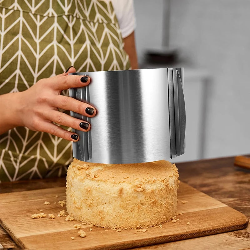 Einstellbarer Edelstahl Mousse Ring 6 bis 30 cm mit Skala