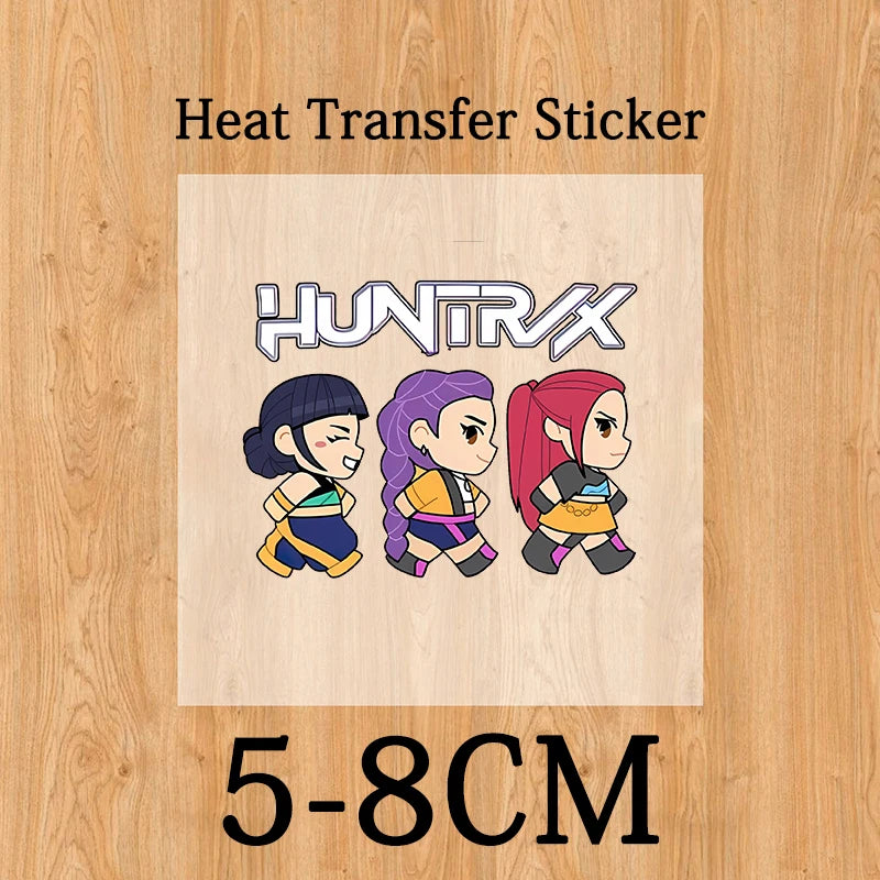 Kompakte Umhängetasche aus Nylon mit trendigem Anime Motiv für Mädchen