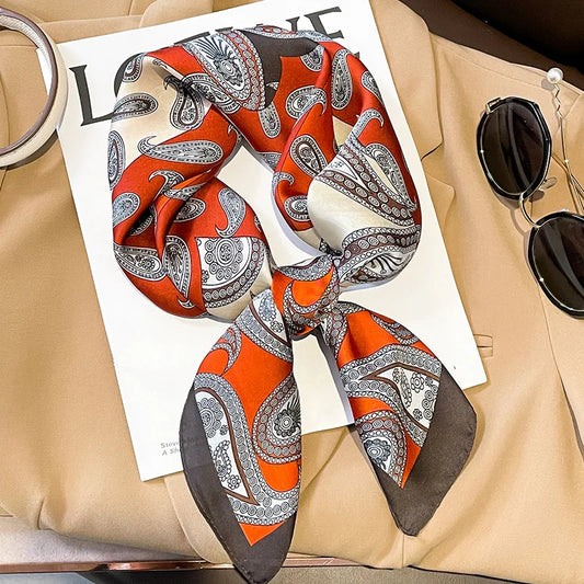 Ihr 70x70cm Schal: Stilvoller Sonnenschutz für jede Jahreszeit