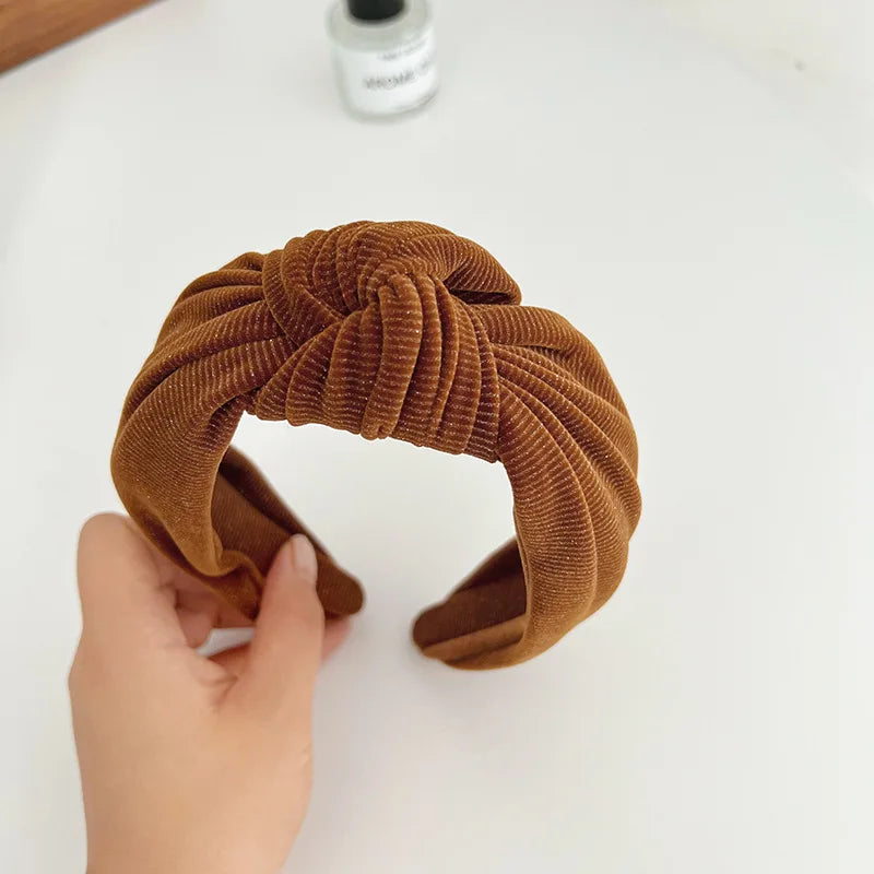 Edles Barock Samt Knoten Haarband für stilvollen Auftritt