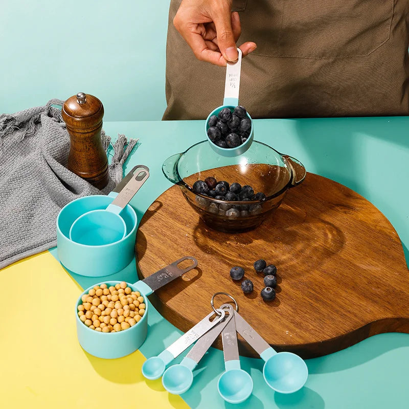 8-teiliges Messbecher- und Löffel-Set mit Edelstahlgriff für Küche