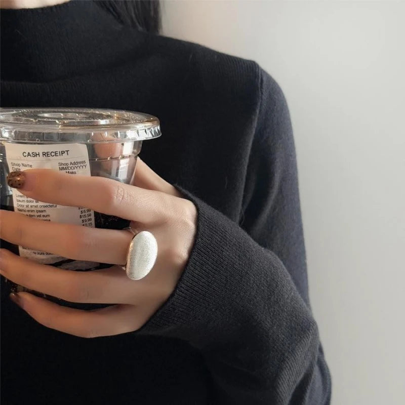 Offener 925 Silber Fingerring asymmetrisch oval matt verstellbar Damen