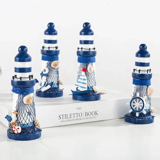 Charmantes Holz Leuchtturm Ornament für mediterrane Wohnkultur