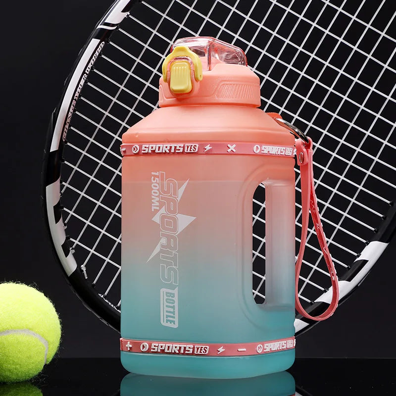 1,5L Sport Wasserflasche mit Handseil – BPA-frei, robust - ideal für Outdoor