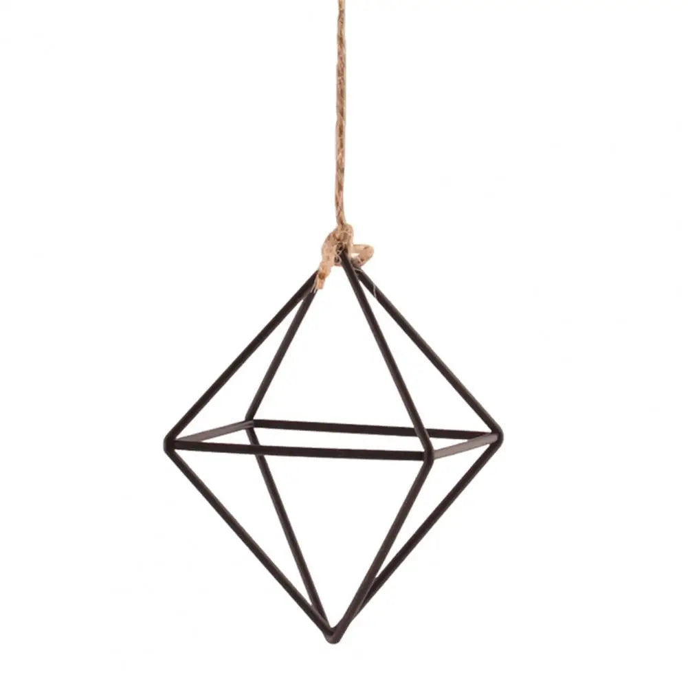 Geometrischer Wand Pflanzhalter aus Metall im Makramee Stil