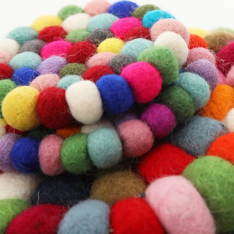 Weiche, farbige Tischuntersetzer aus Wollfilz