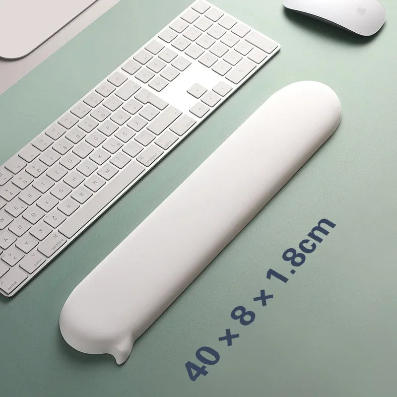 Kawaii Silikon Mauspad mit Handgelenkauflage ergonomisch 140x80x18 mm
