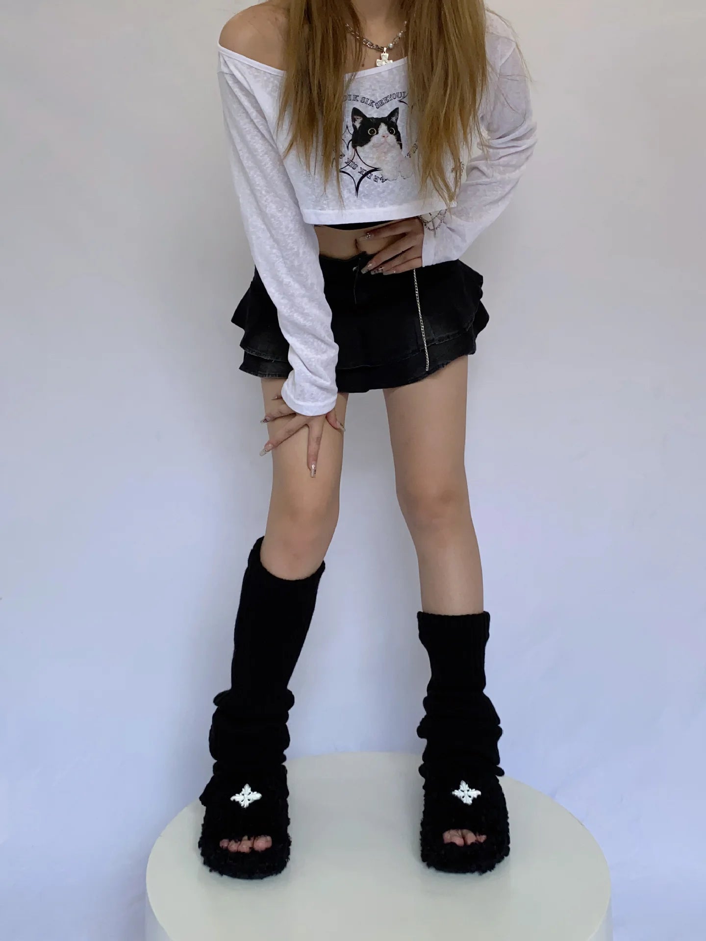 Warme gestrickte Beinwärmer und lange Beinsocken für Damen