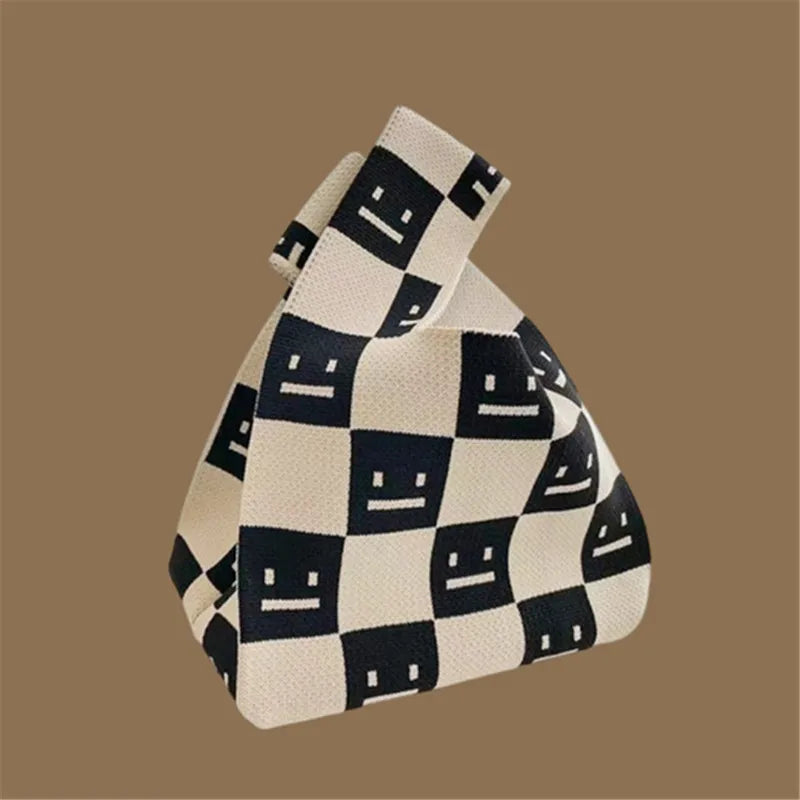 Handgefertigte kleine gestrickte Handtasche für Damen, vielseitig und leicht