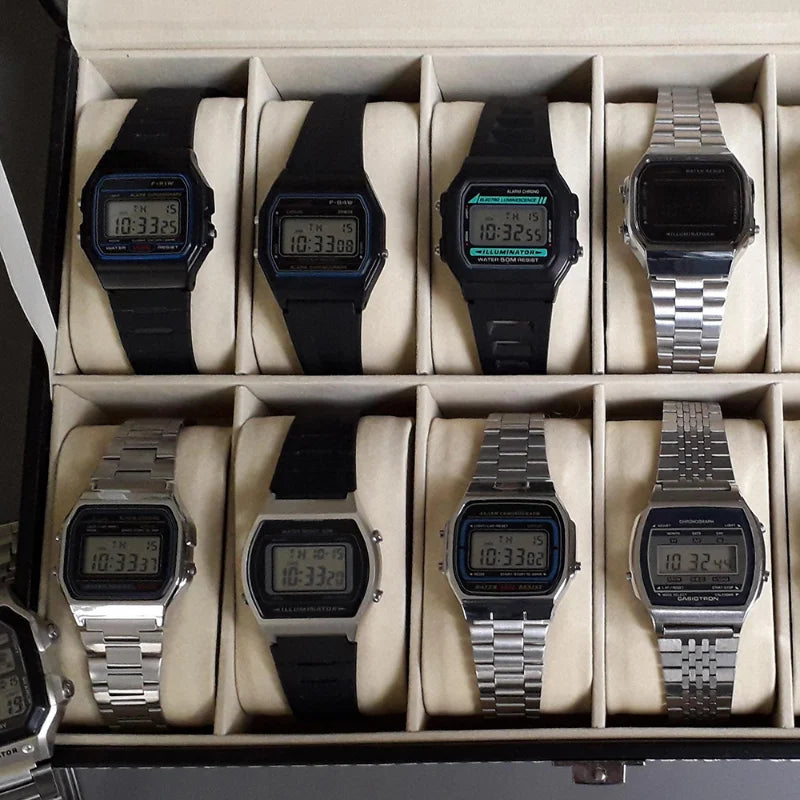 Digitale Retro Sportuhr mit LED Stahlband für Damen Herren Gold Silber