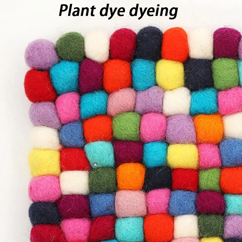 Weiche, farbige Tischuntersetzer aus Wollfilz