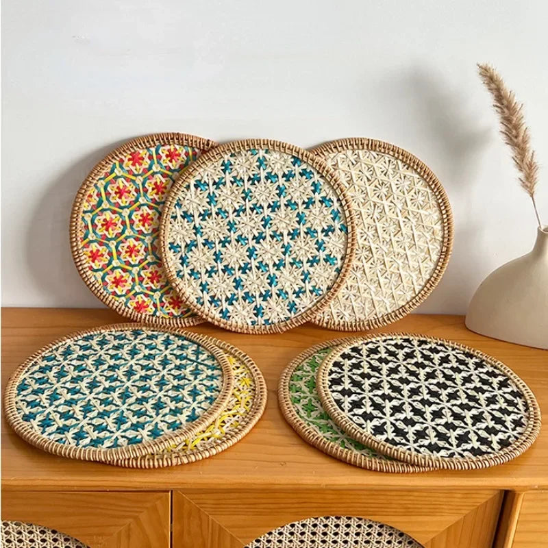 Handgewebtes Rattan Tischset im Böhmischen Stil