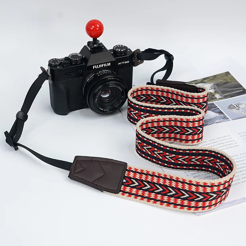 Verstellbarer ethnischer Kameragurt für komfortablen Schultertrag