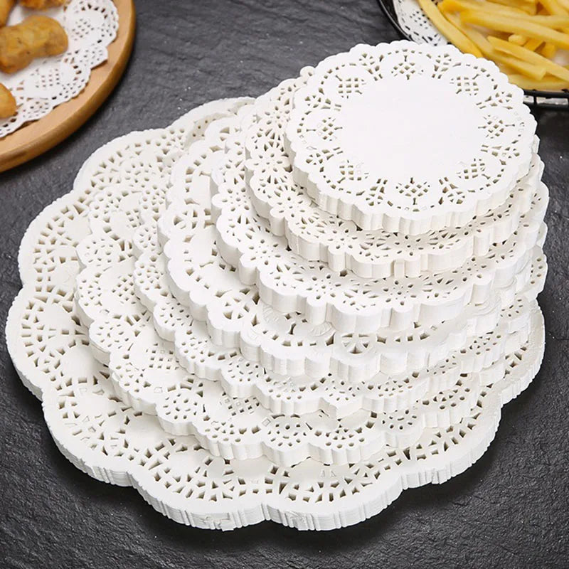150 Runde Papier Spitzendeckchen Weiß Party Deko Tischsets Backzubehör