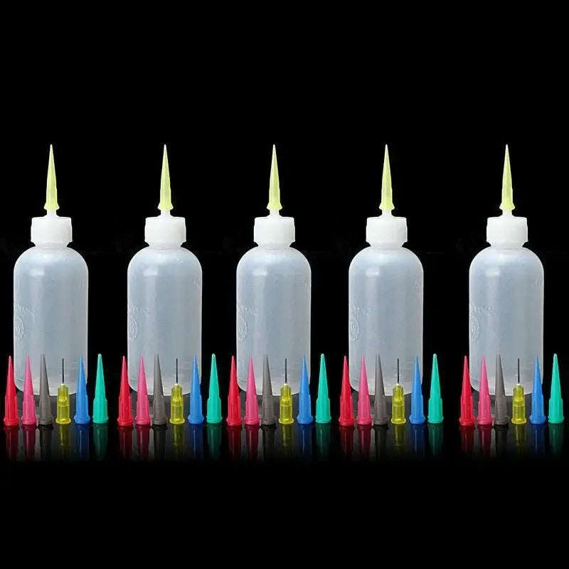 Kunststoff Squeeze Flaschen Set mit 35 Düsen zum Backen und Verzieren