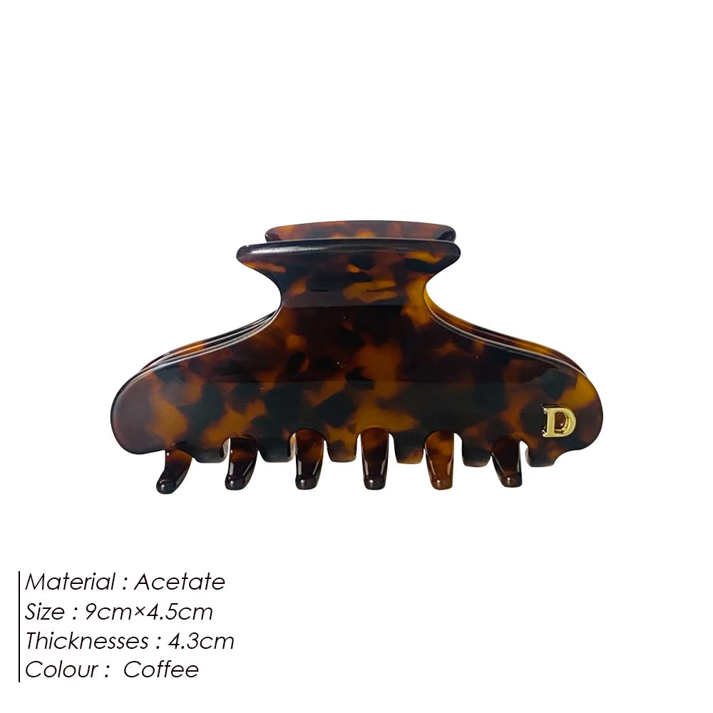 Attraktive mehrfarbige Haarspangen für stilvolles Styling