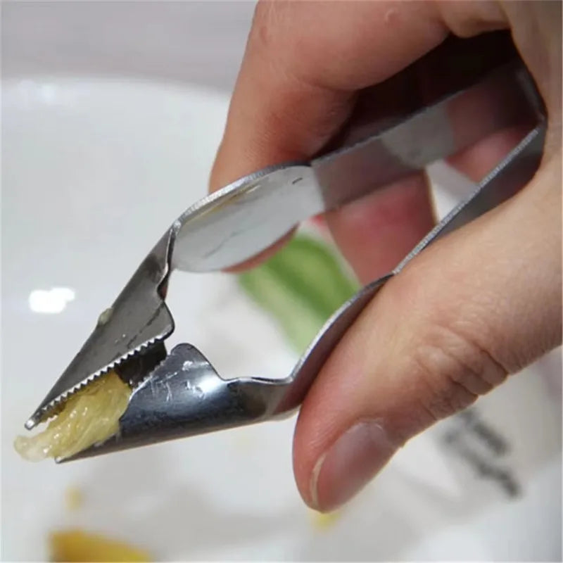 Effizienter 3-in-1 Edelstahl Kernentferner für Ananas, Erdbeere - Kürbis