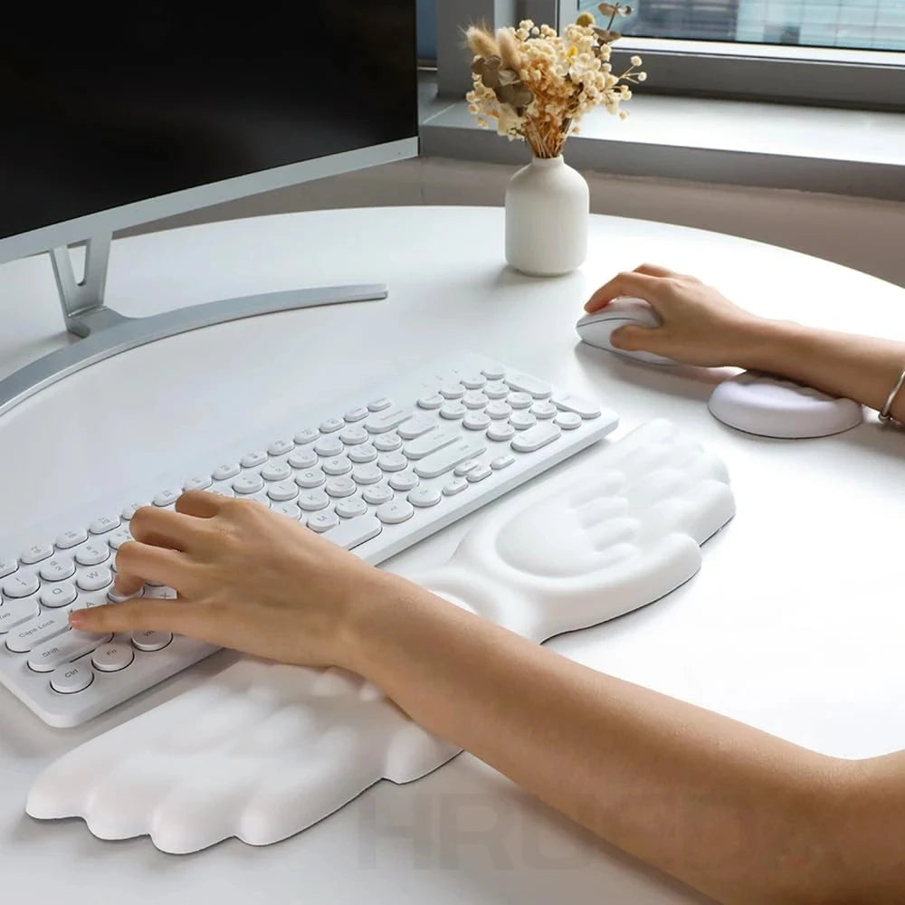Ergonomische Tastatur-Maus-Handgelenkauflage aus Memory-Schaum mit Engelsflügeln