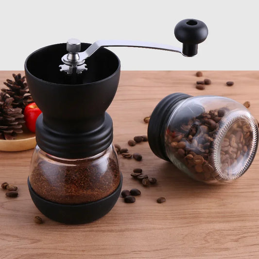 Tragbare manuelle Kaffeemühle mit verstellbarer Keramikmahlfunktion