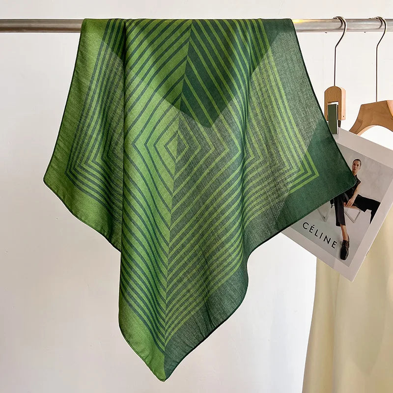 Vielseitiges Halstuch mit Druckmuster für Damen und alle Jahreszeiten