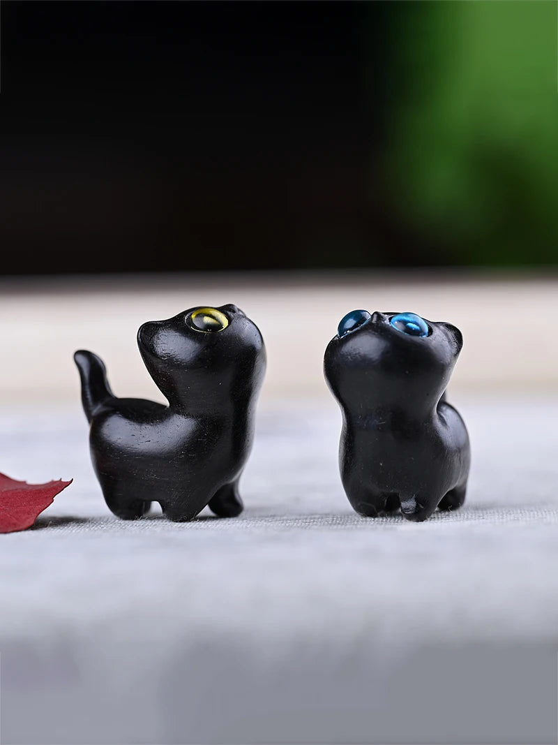 Handgeschnitzte Tierfiguren aus Naturholz – Katze & Hund Miniatur Deko