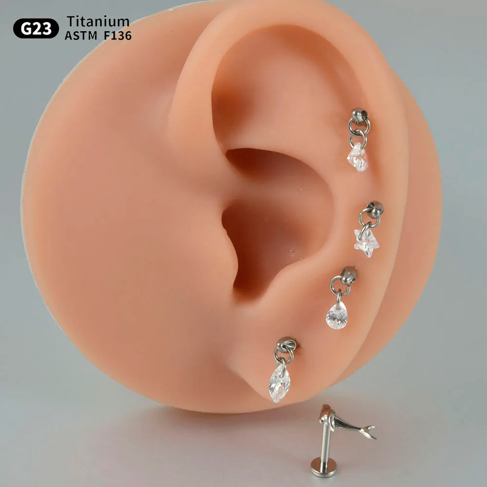 Hypoallergener Titan Ohrstecker mit Zirkon für klaren Stil