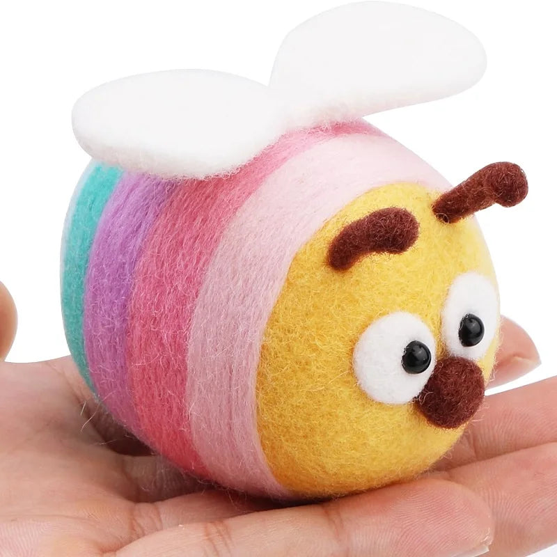 Umfangreiches Wollnadel-Filz-Set für kreatives DIY-Handwerk