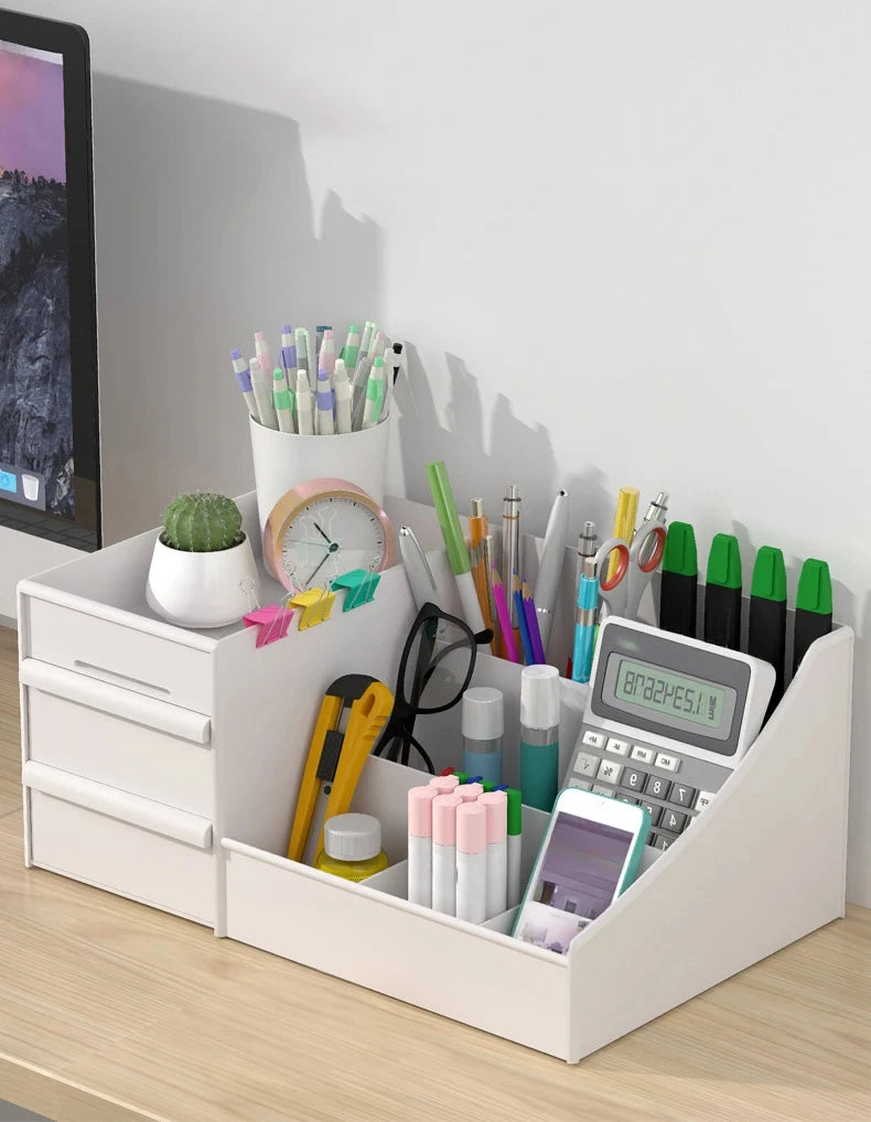 Vielseitiger Desktop Kosmetik Organizer mit Schubladen Design