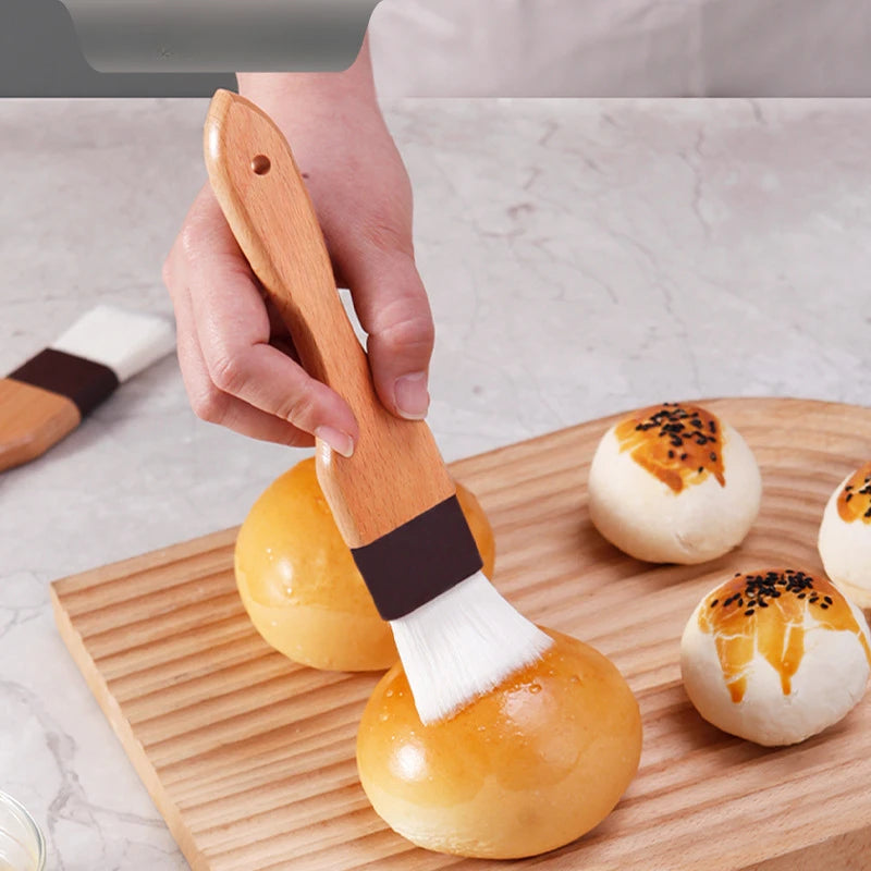 Vielseitiger Silikonpinsel für Gebäck, Kuchen und Grillgut