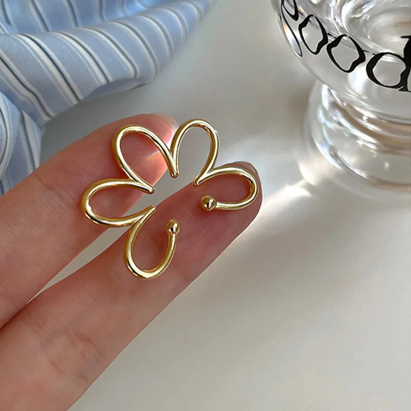 Trendy Silberfarbener Ohr Clip Geometrisch kein Piercing nötig