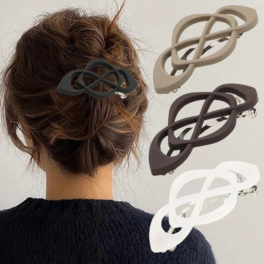 Eleganter matte Haar-Clip mit geometrischem Muster – sicherer Halt, unifarben